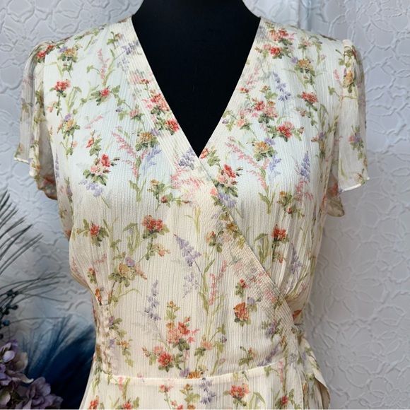 POLO RALPH LAUREN Floral Wrap Dress (8) - Picture 2 of 16
